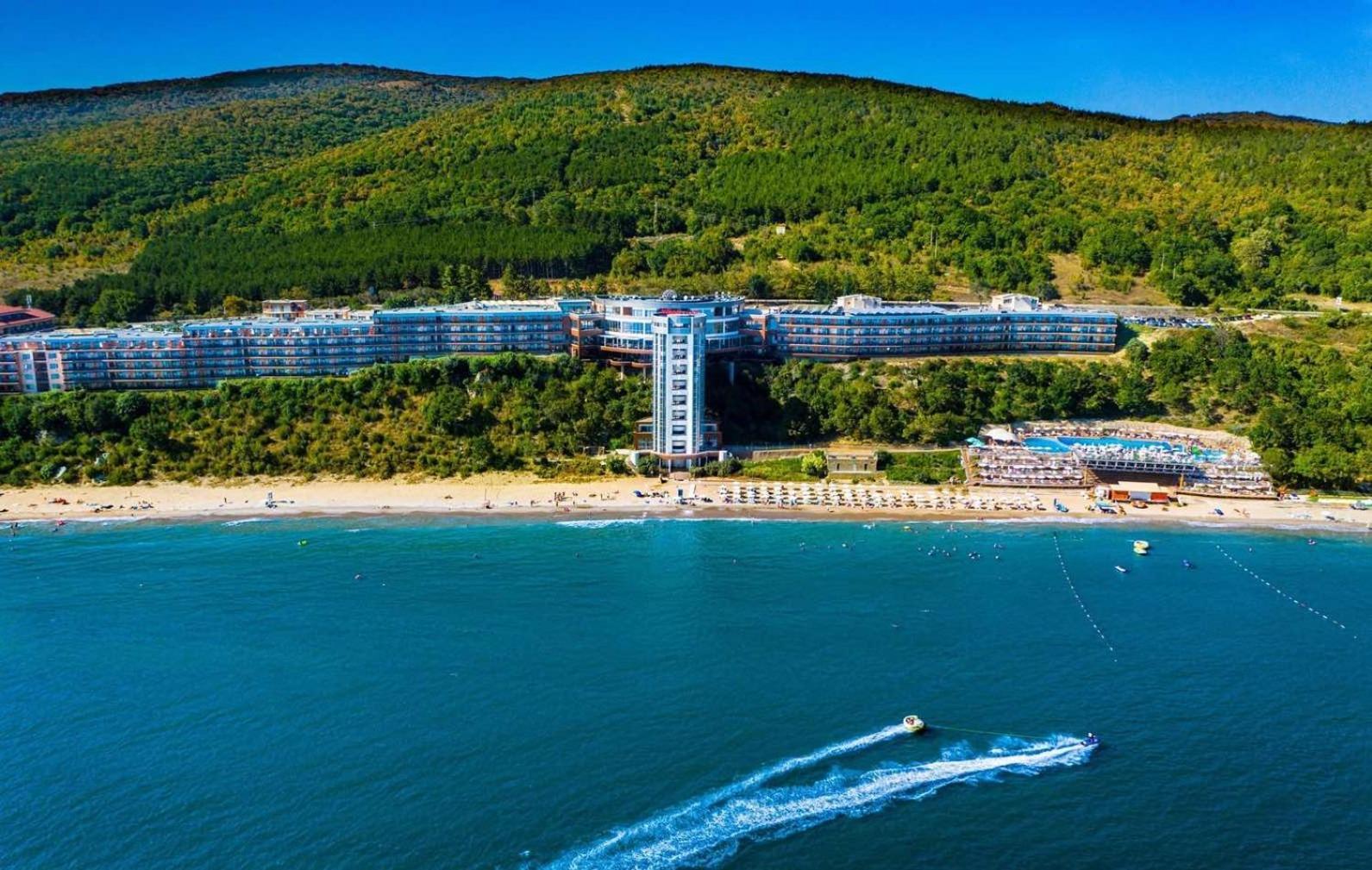 Paradise Hotel Elenite