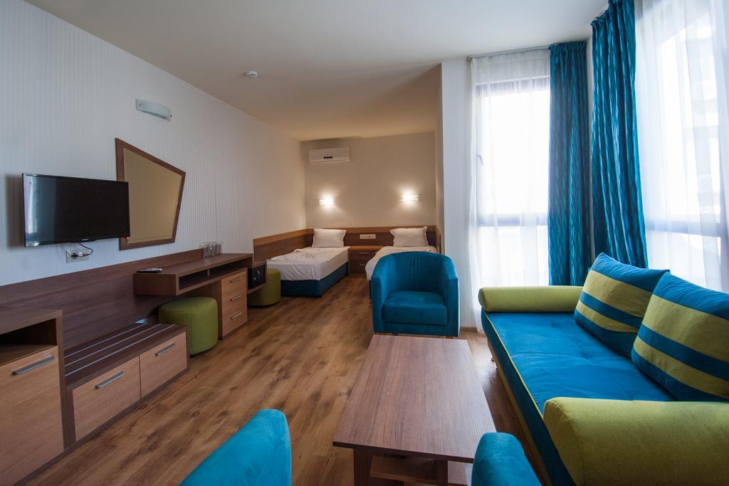 Paradise 5* Elenite