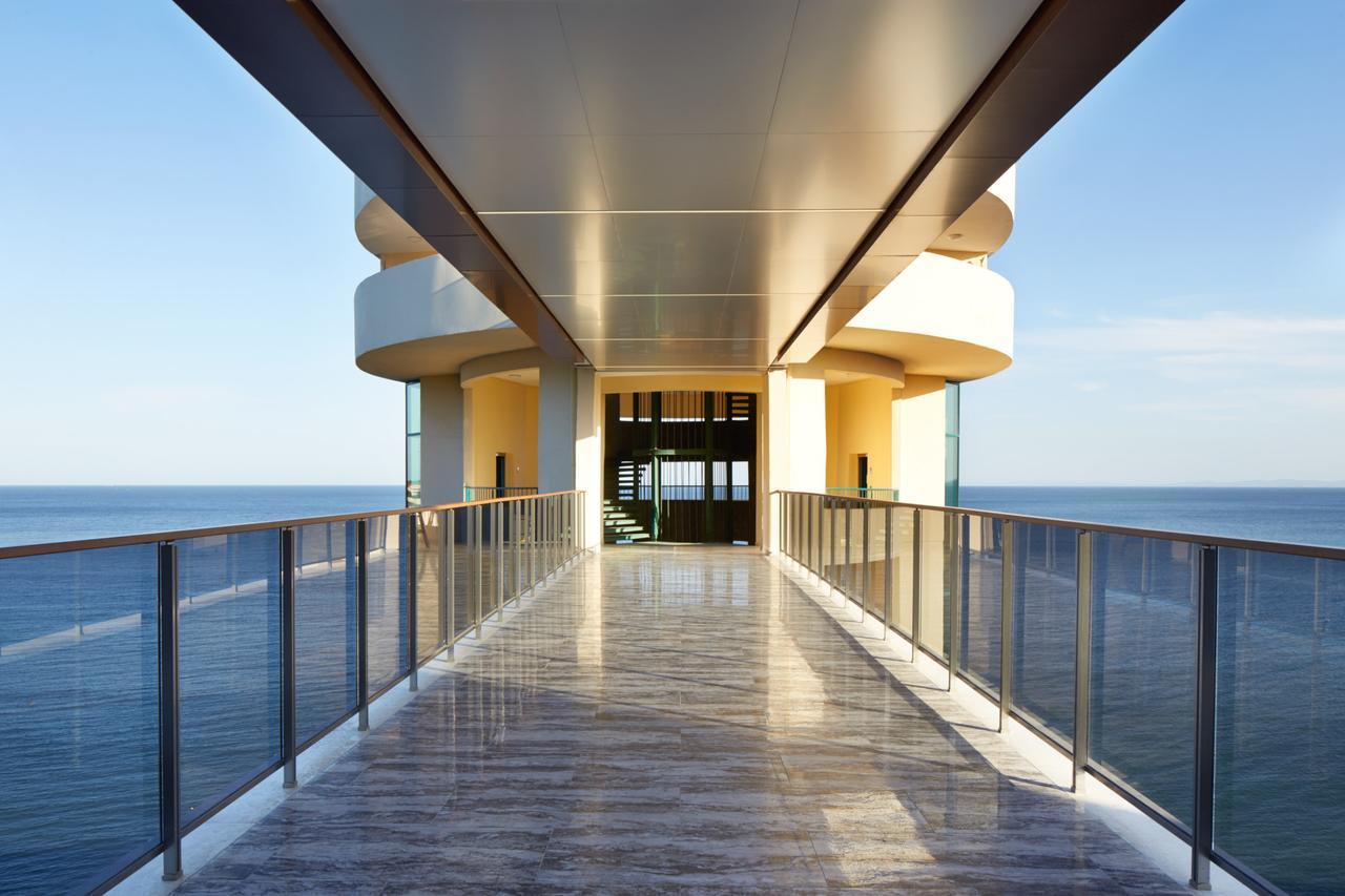 Paradise Hotel