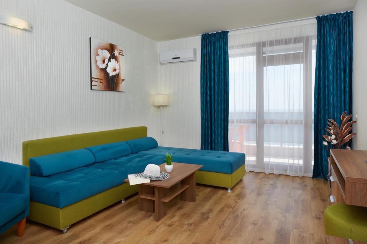 Paradise Hotel Elenite